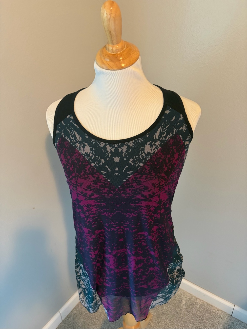 CAbi Vintage "heart of cabi" Purple and Black Patterned Scoop Neck Tank #559